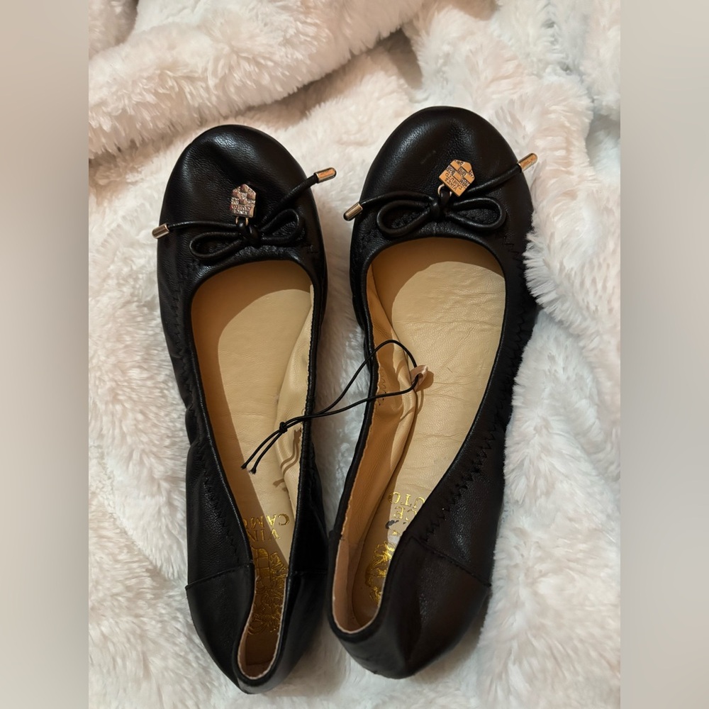 Brand new! Vince Camuto ballet flats